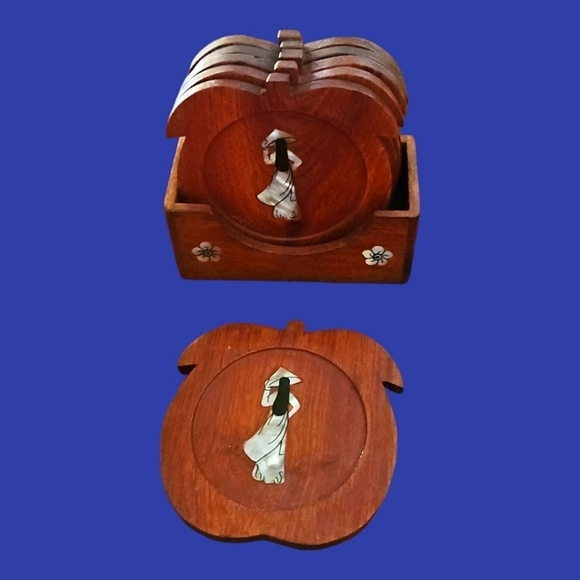 Vintage 1960s Set of Six Mother of Pearl Japanese Lady Floral Coaster Set - Picture 1 of 15